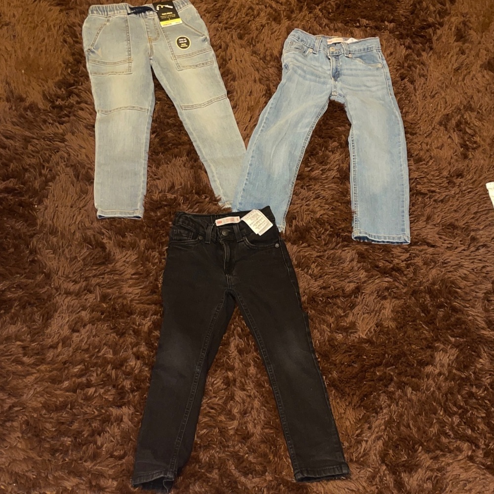 Boys Jean bundle (3)  - Light Blue, Medium Blue, Black size 5